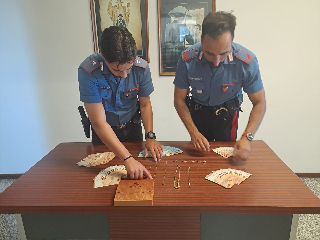 Truffa del finto carabiniere a Osimo, inseguimento sulla Statale 16: tre arresti e refurtiva recuperata